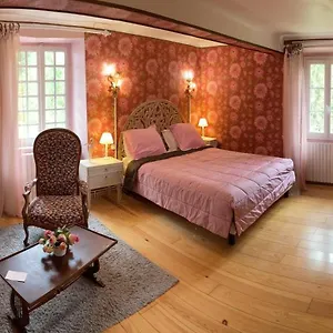 Asinus 32 Couette-café Viozan